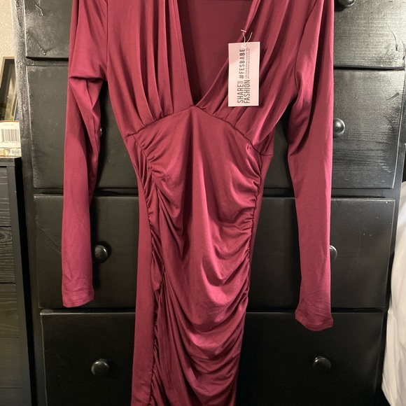 Dress - Picture 3 of 5